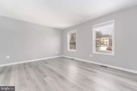 4205 Tara Cir, Boothwyn, PA 19061 photo 9