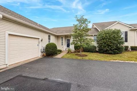 42 Hunters Holw, Glen Mills, PA 19342