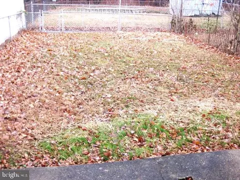 Exterior - 618 Post Rd, Marcus Hook, PA 19061 photo 1 of 1