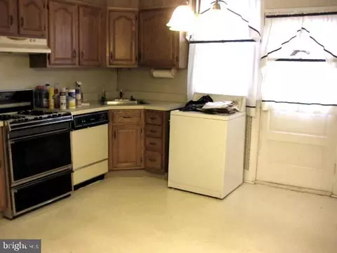 Other - 618 Post Rd, Marcus Hook, PA 19061 photo 2 of 6