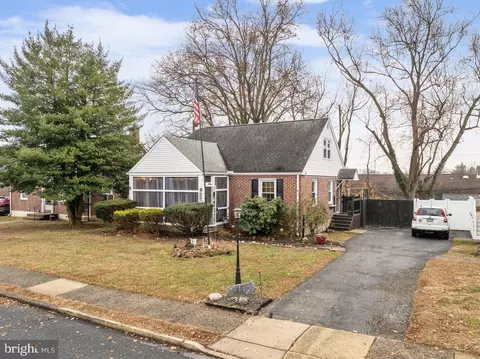 112 Marlin Ave, Folsom, PA 19033