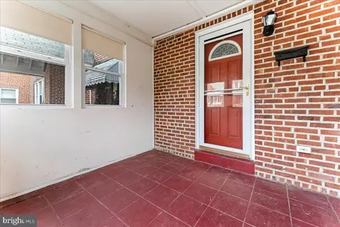 1119 Sterling Ave, Marcus Hook, PA 19061 photo 2