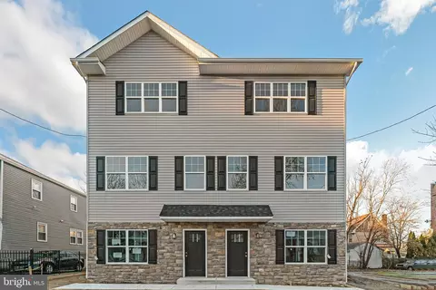 935 Pitman Ave, Collingdale, PA 19023