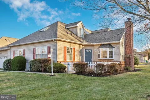 2402 Century Ln, Chadds Ford, PA 19317