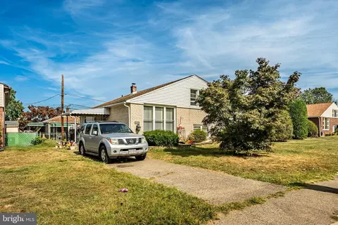 Other - 809 Hawthorne Ave, Secane, PA 19018 photo 1 of 5