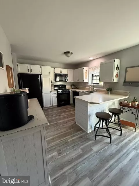 209 Aucott Rd, Brookhaven, PA 19015 photo 9