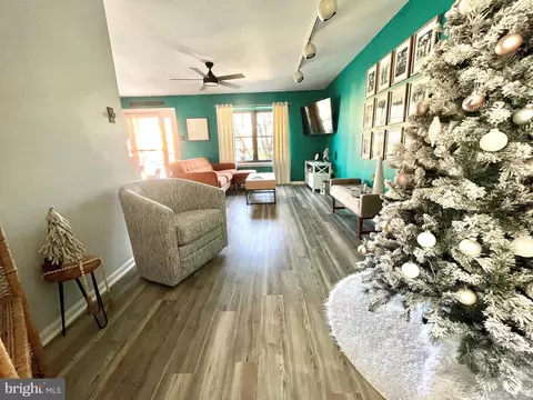 209 Aucott Rd, Brookhaven, PA 19015 photo 6