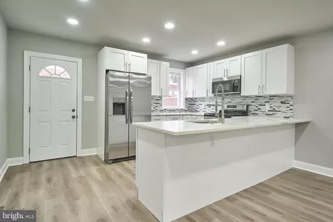 834 Bullock Ave, Lansdowne, PA 19050