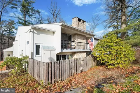 100 Oxley Ct, Newtown Square, PA 19073