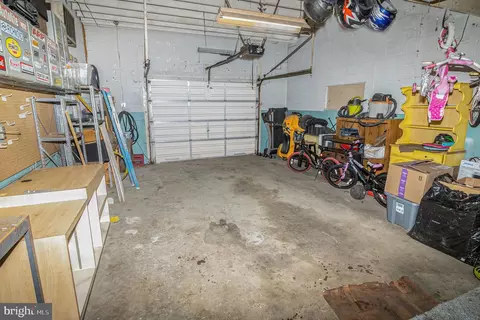 Exterior - 20 Maple St, Marcus Hook, PA 19061 photo 2 of 4