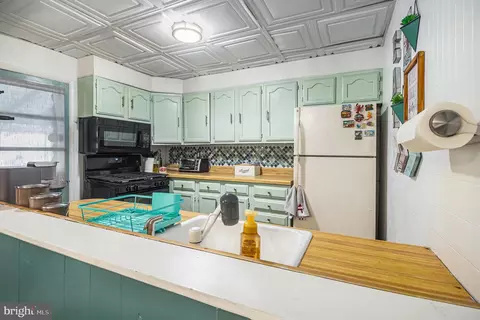 Kitchen - 20 Maple St, Marcus Hook, PA 19061 photo 2 of 2
