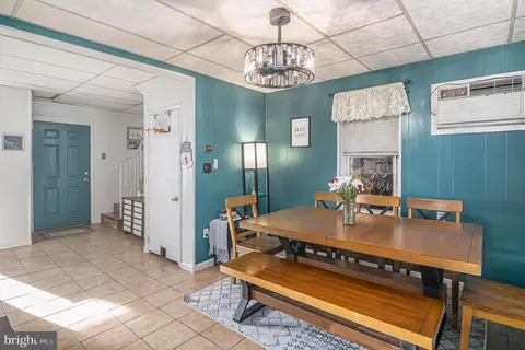 Entry Way - 20 Maple St, Marcus Hook, PA 19061 photo 2 of 2