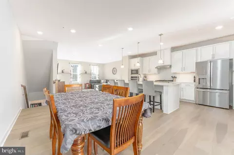 219 W Grant Xing, Media, PA 19063 photo 9