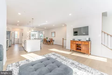 219 W Grant Xing, Media, PA 19063 photo 6