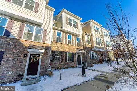 219 W Grant Xing, Media, PA 19063 photo 2