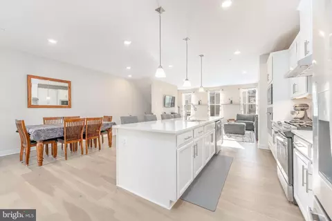 219 W Grant Xing, Media, PA 19063 photo 11