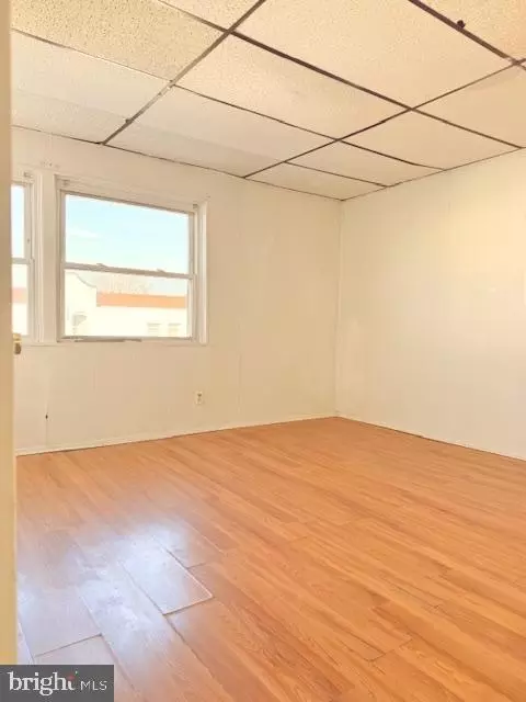 Bedroom - 6956 Clinton Rd, Upper Darby, PA 19082 photo 1 of 1