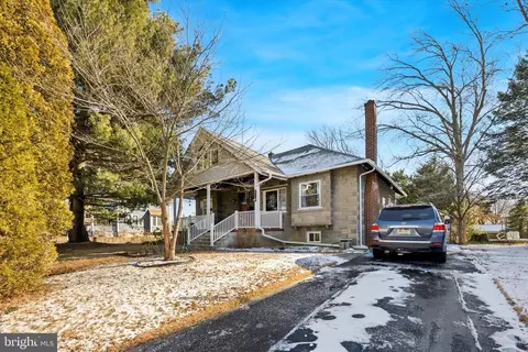 1801 Elmwood Ave, Folcroft, PA 19032