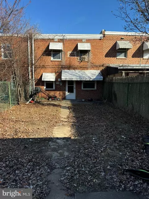 Exterior - 1532 Summit St, Marcus Hook, PA 19061 photo 1 of 2