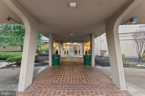 1030 E Lancaster #618, Bryn Mawr, PA 19010