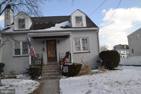 31 Hirst Ave, Lansdowne, PA 19050