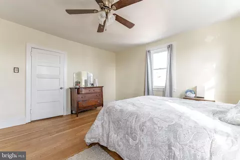 Bedroom - 102 Ardsley Rd, Darby, PA 19082 photo 2 of 6