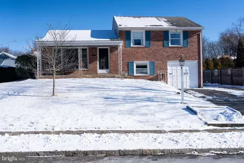 317 Lewis Rd, Springfield, PA 19064
