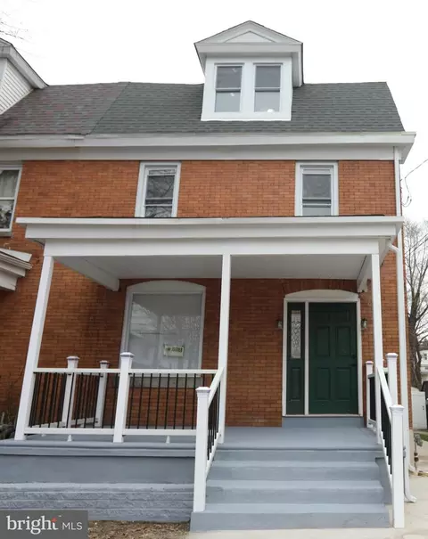 208 Barker Ave, Sharon Hill, PA 19079