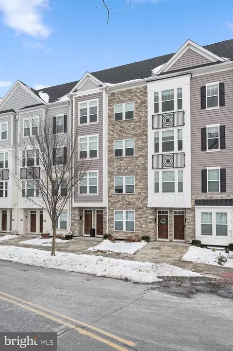 228 Charles Ellis Dr, Newtown Square, PA 19073