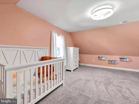 Bedroom - 718 Hickory Rd, Secane, PA 19018 photo 4 of 6