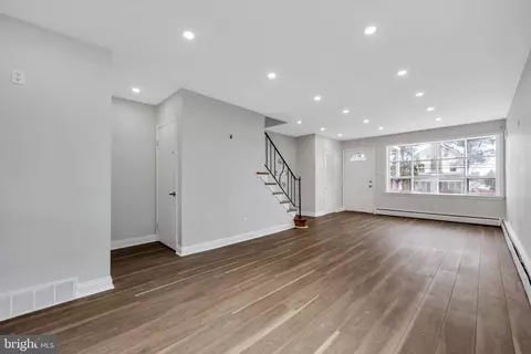 Entry Way - 7202 Hazel Ave, Upper Darby, PA 19082 photo 5 of 5