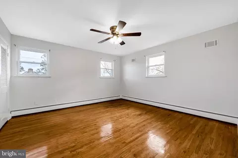 Bedroom - 7202 Hazel Ave, Upper Darby, PA 19082 photo 1 of 3