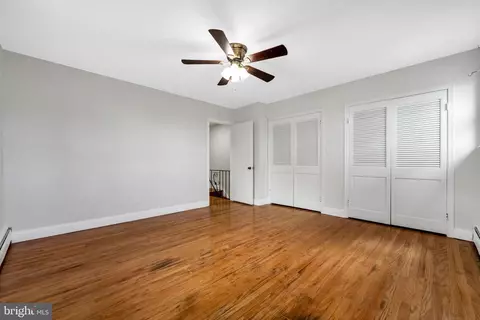 Bedroom - 7202 Hazel Ave, Upper Darby, PA 19082 photo 2 of 3