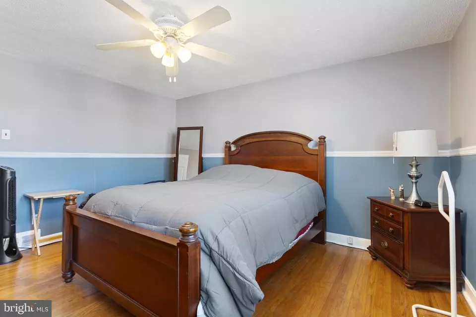 Bedroom - 678 Rively Ave, Glenolden, PA 19036 photo 2 of 2