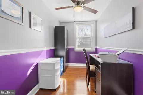 Entry Way - 678 Rively Ave, Glenolden, PA 19036 photo 1 of 1