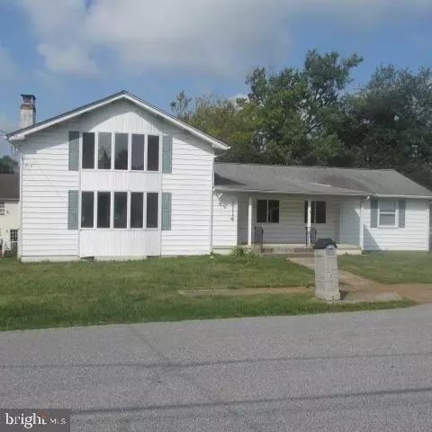 2114 Ferncroft Ave, Boothwyn, PA 19061