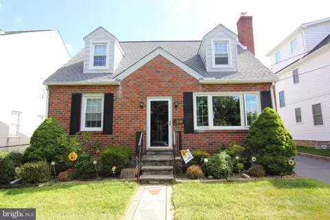 2427 Olcott Ave, Ardmore, PA 19003