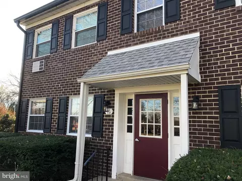 4701 Pennell Rd #J-2, Aston, PA 19014