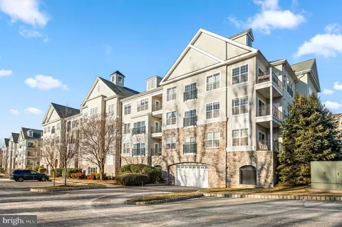 4206 Lydia Hollow Dr #B, Glen Mills, PA 19342