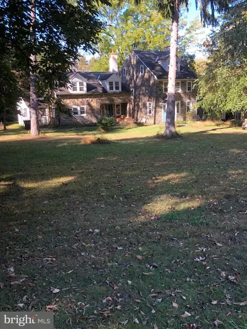 1541 Farmers Ln, Glen Mills, PA 19342
