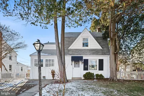 612 Ashland Ave, Folcroft, PA 19032