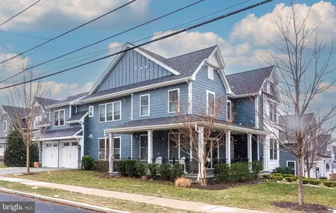 2 W Eighth St, Media, PA 19063
