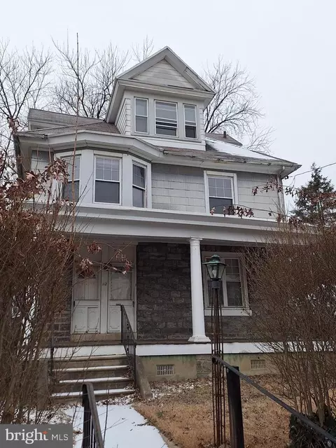 112 Barker Ave, Sharon Hill, PA 19079