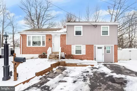 608 Duryea Dr, Swarthmore, PA 19081