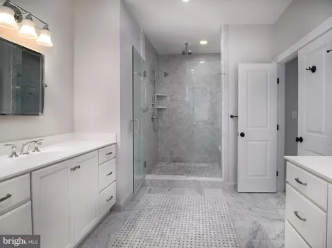 Bath - 337 Eagle Rd, Wayne, PA 19087 photo 1 of 4