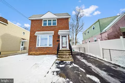 408 Edgewood Ave, Folsom, PA 19033
