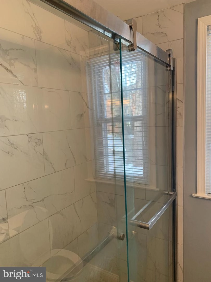 Bath - 500 E Lancaster Ave # 116B, Wayne, PA 19087 photo 3 of 5