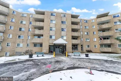 801 S Chester Rd #213, Swarthmore, PA 19081