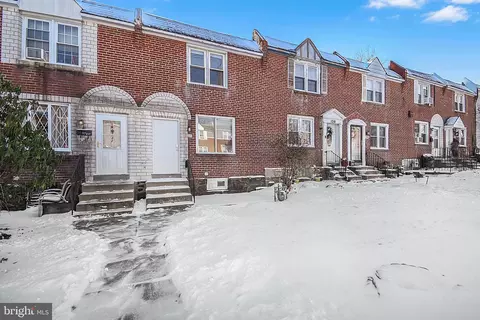 140 Golf Rd, Darby, PA 19023