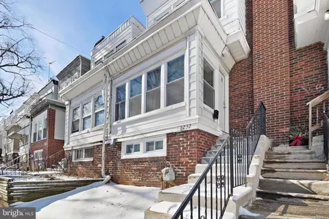 232 Wright Ave, Darby, PA 19023